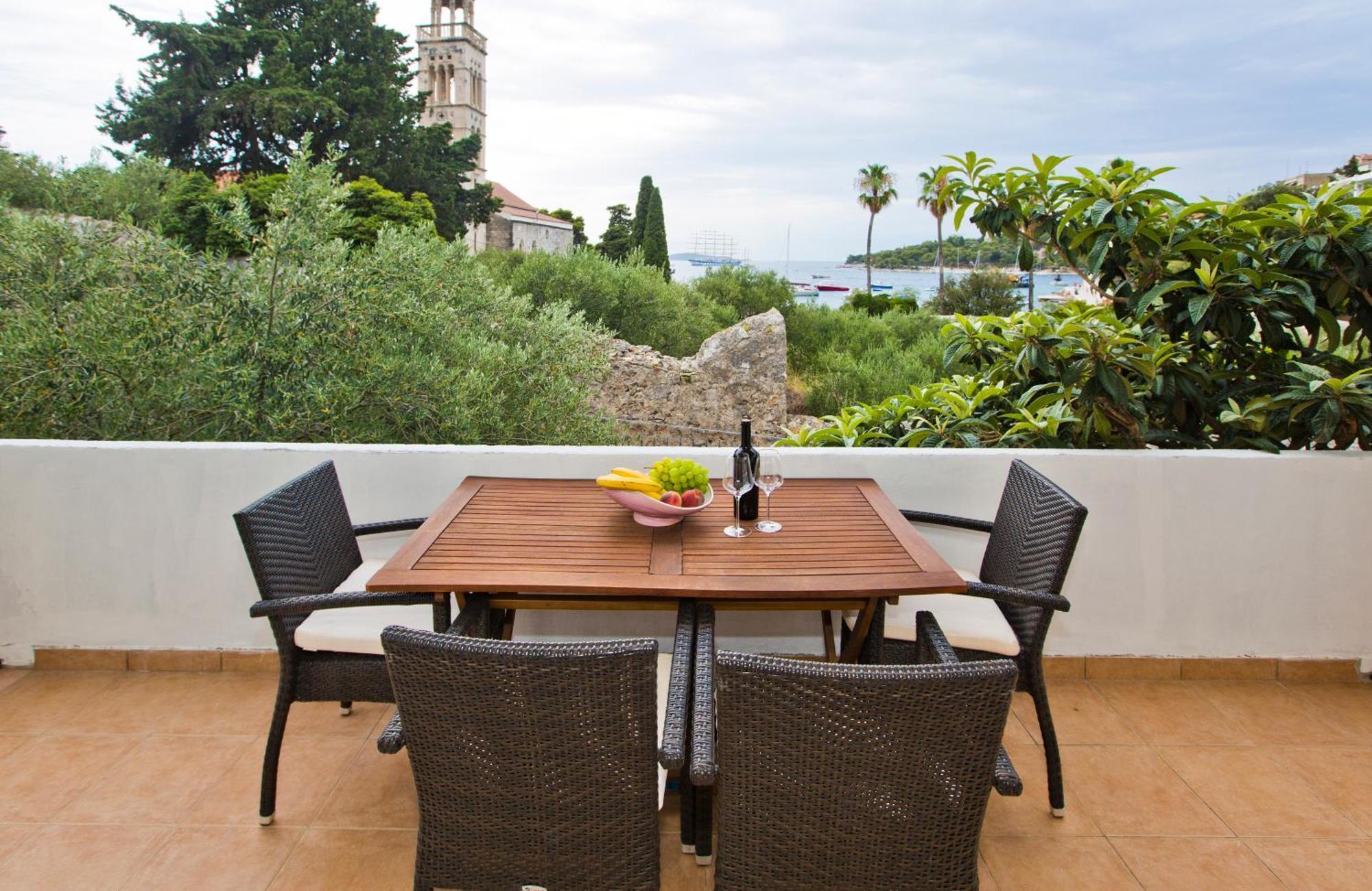 Apartments Grgo Hvar Town Exterior photo